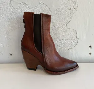 Area Forte W228300 Terra - LAST PAIR size 40