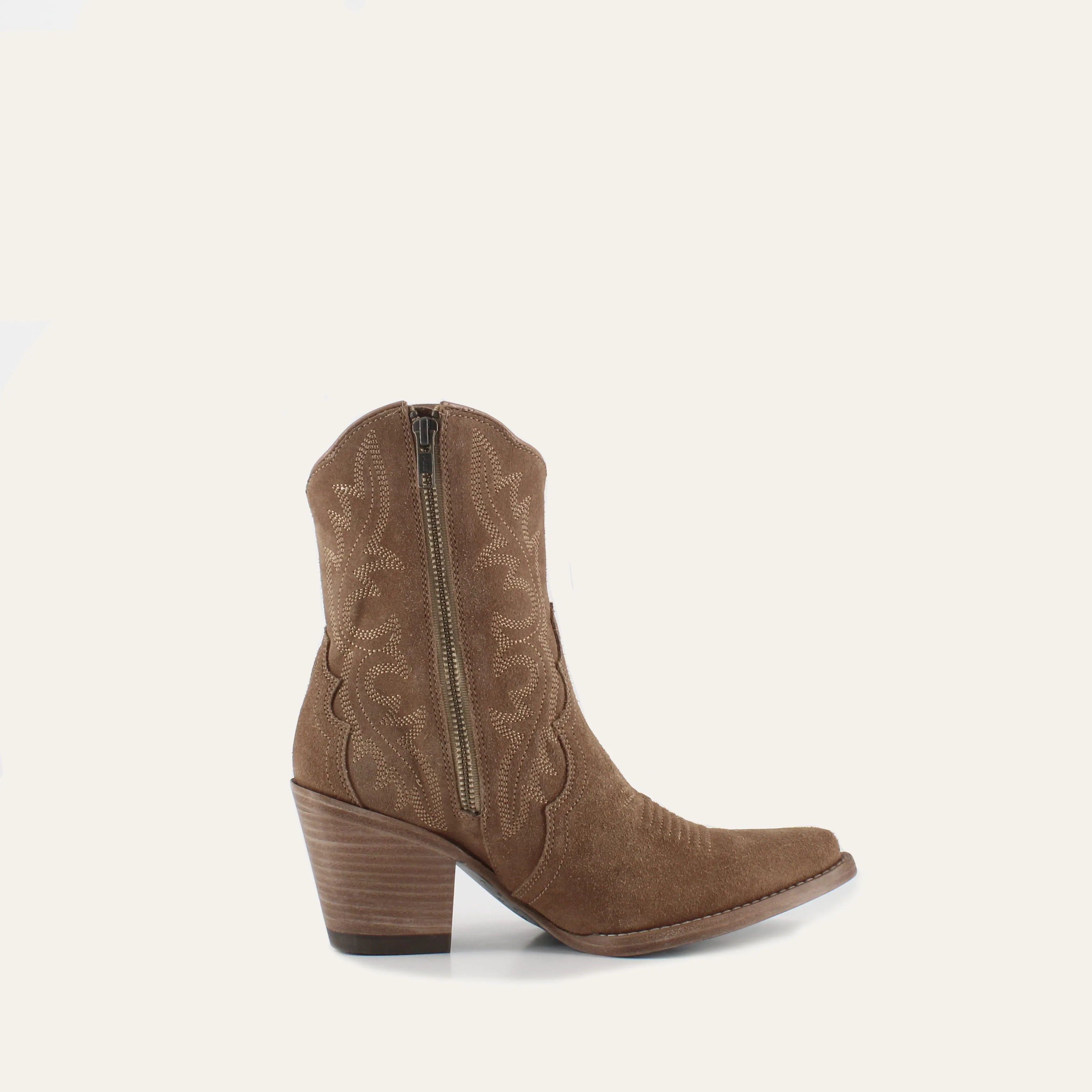 Brooke Leather Cowgirl Boots - Stylish Western Footwear & Comfort By Buck & Brana bro