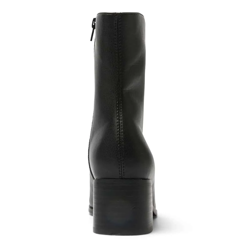 Eagle Boot in Black Smooth