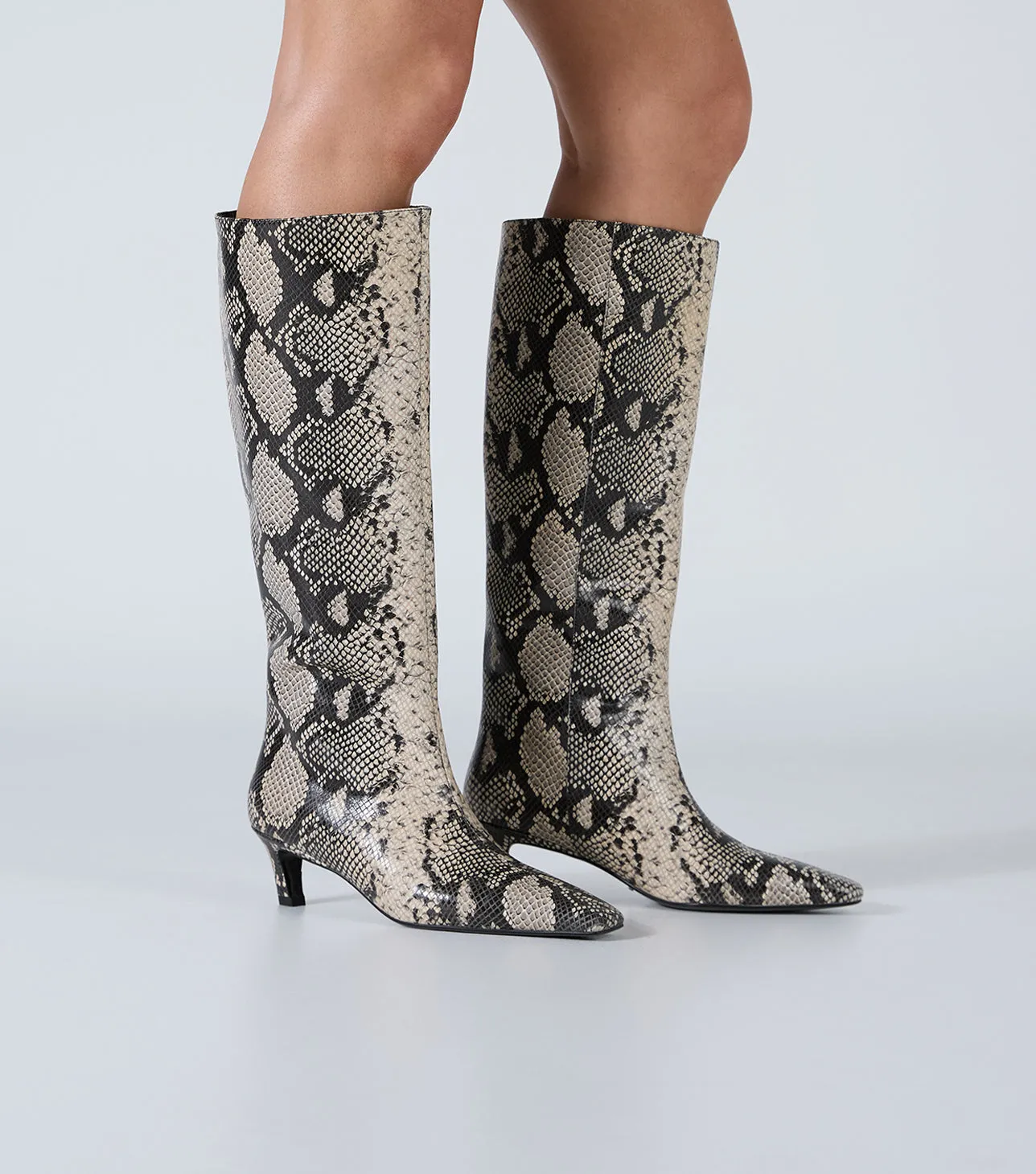 Evysa Ecru Snake