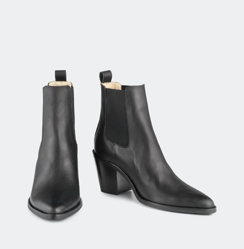 Ivy Lee Celine Venice Black - LAST PAIR size 42