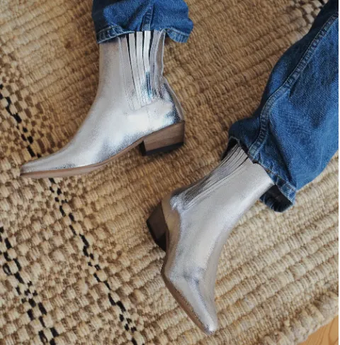 Ivylee Bailey Silver Cracked Leather