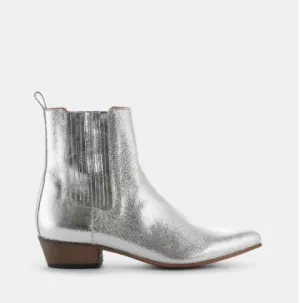 Ivylee Bailey Silver Cracked Leather