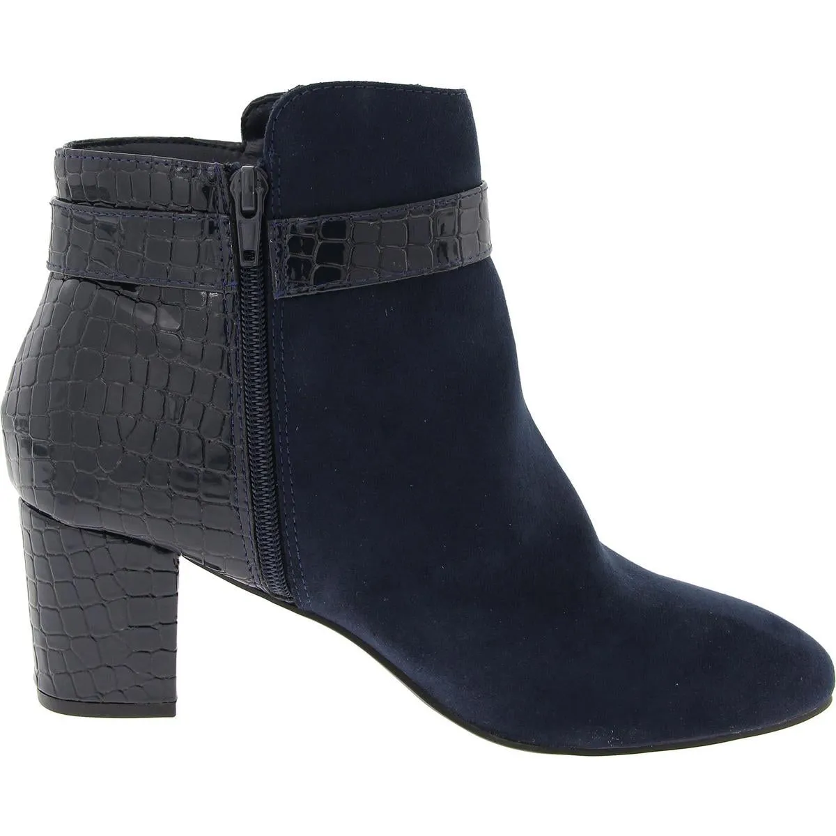 Ivyy Womens Pull On Snake Print Booties