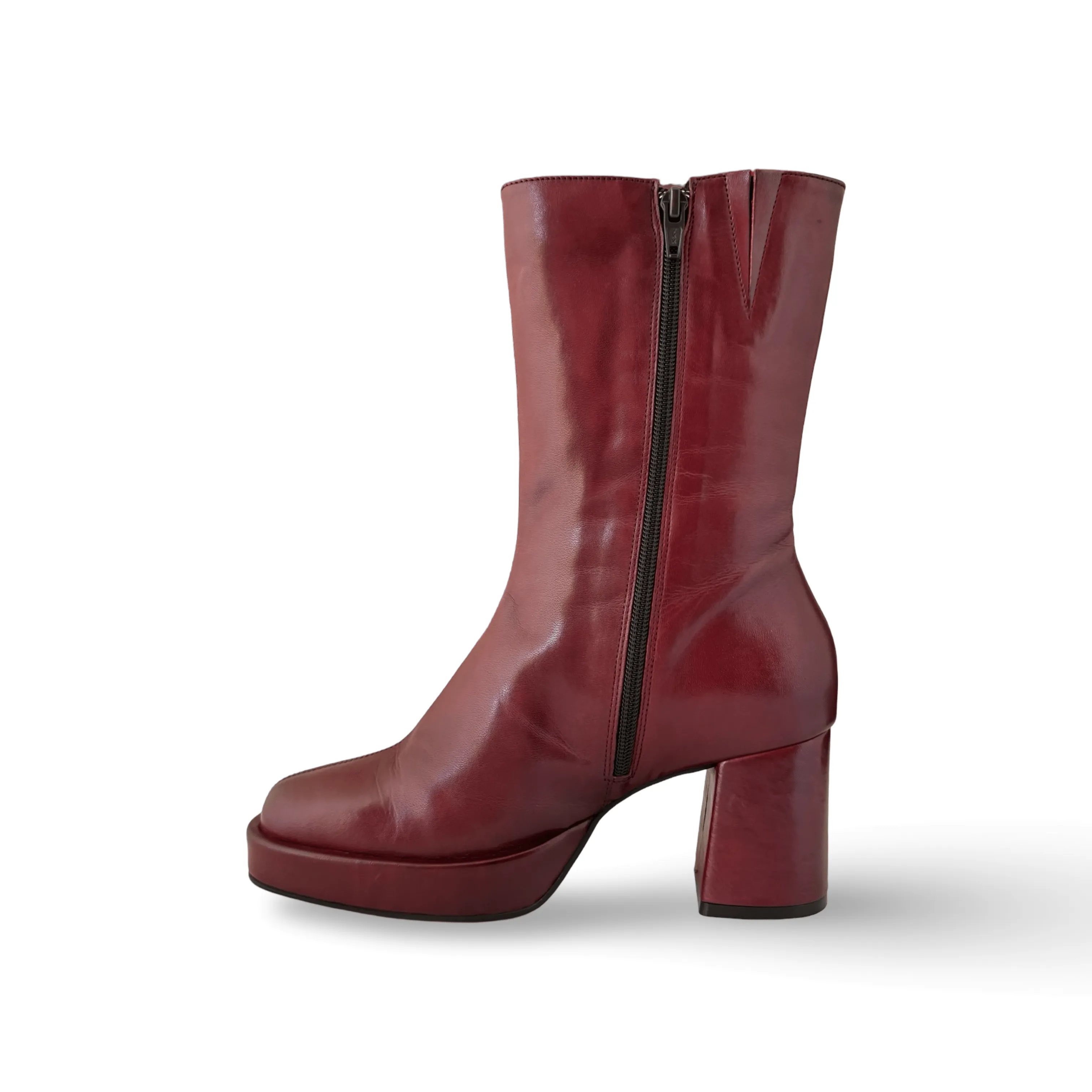 Penner Bordeaux Block Heel Boot
