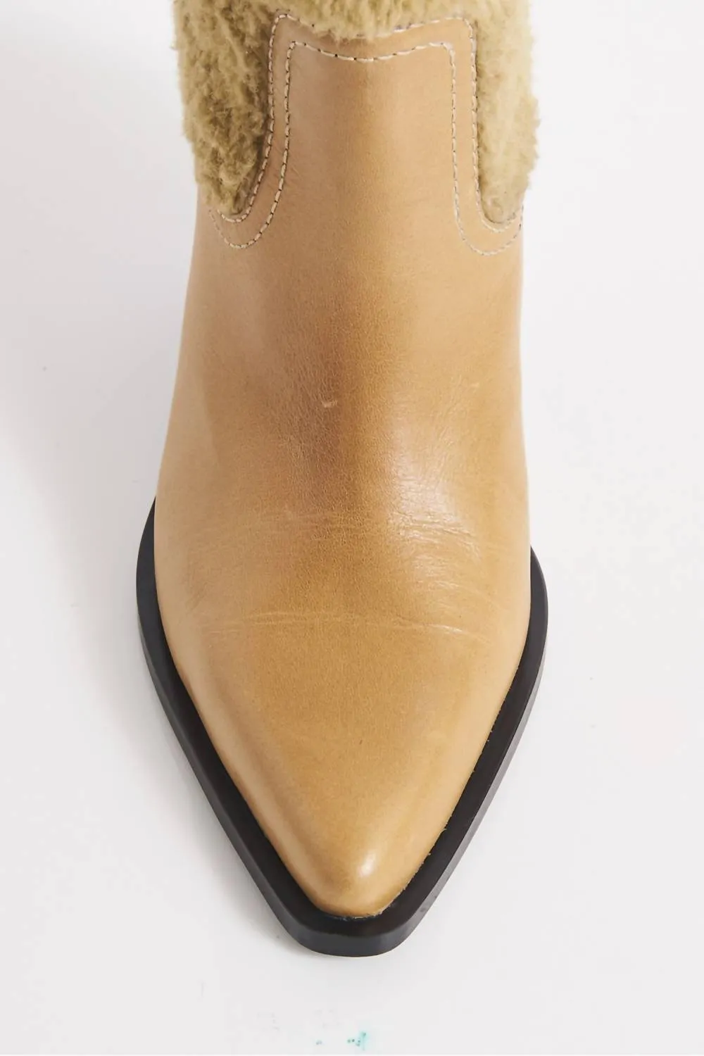 Pitchfork Point Shearling Boot In Almond Butter Shearling
