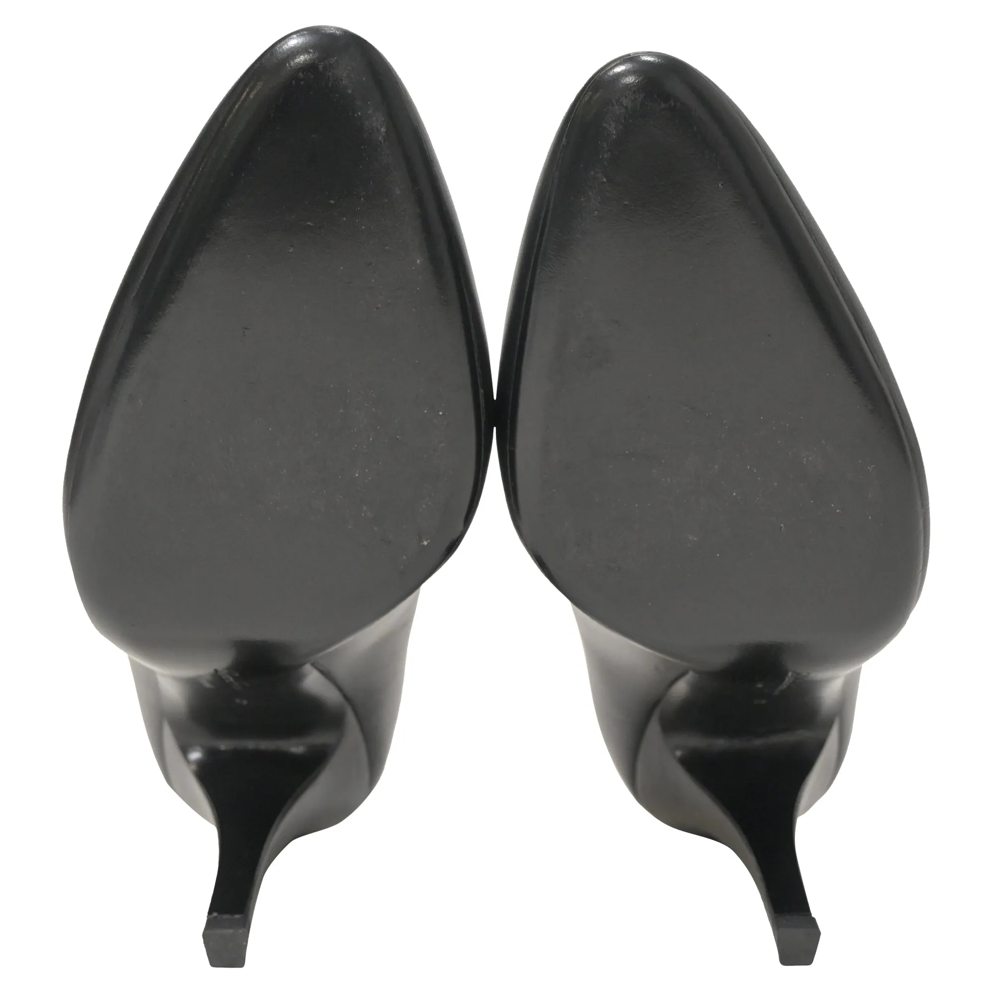 Salvatore Ferragamo Judy 87 Pumps in Black Leather