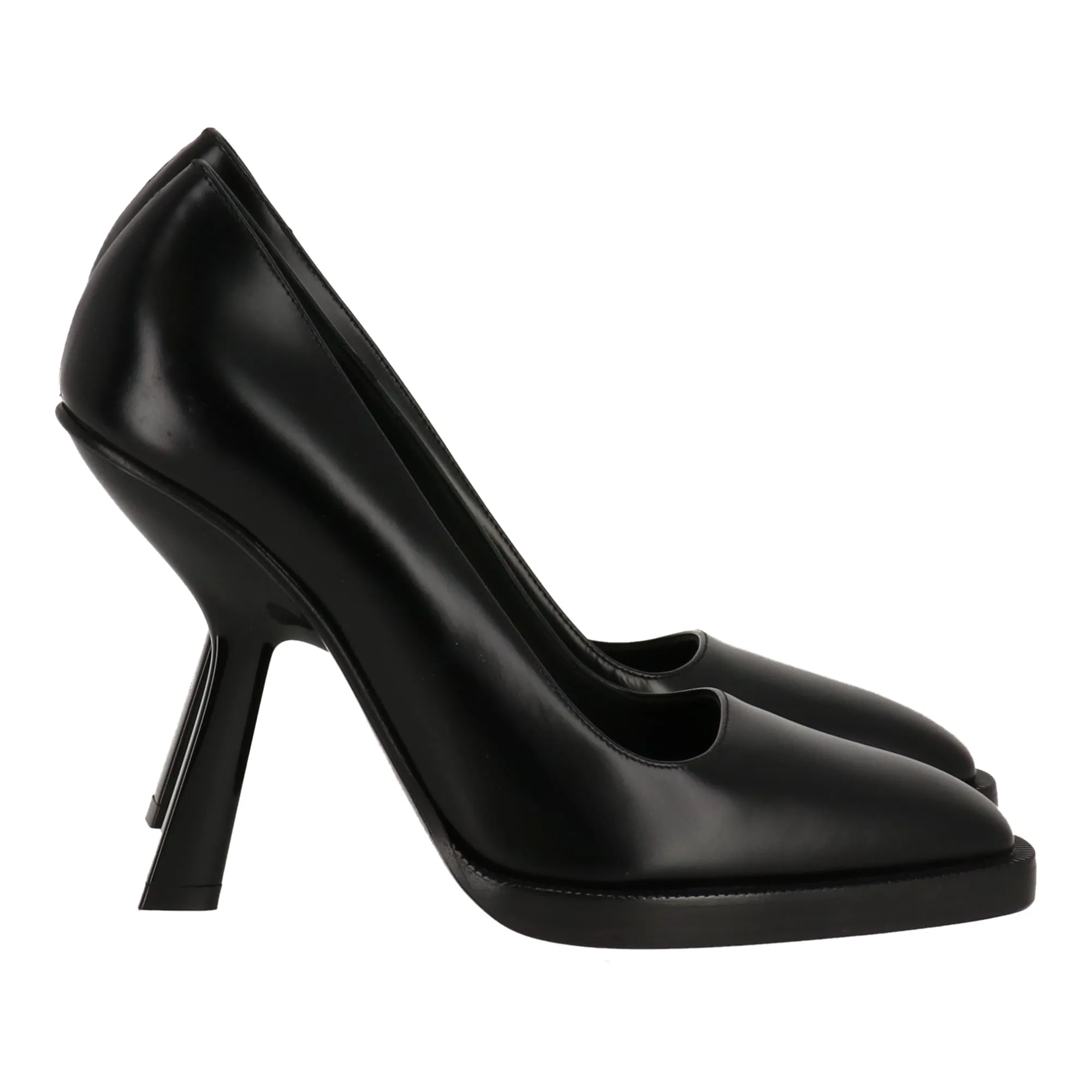 Salvatore Ferragamo Womens Beige Pump