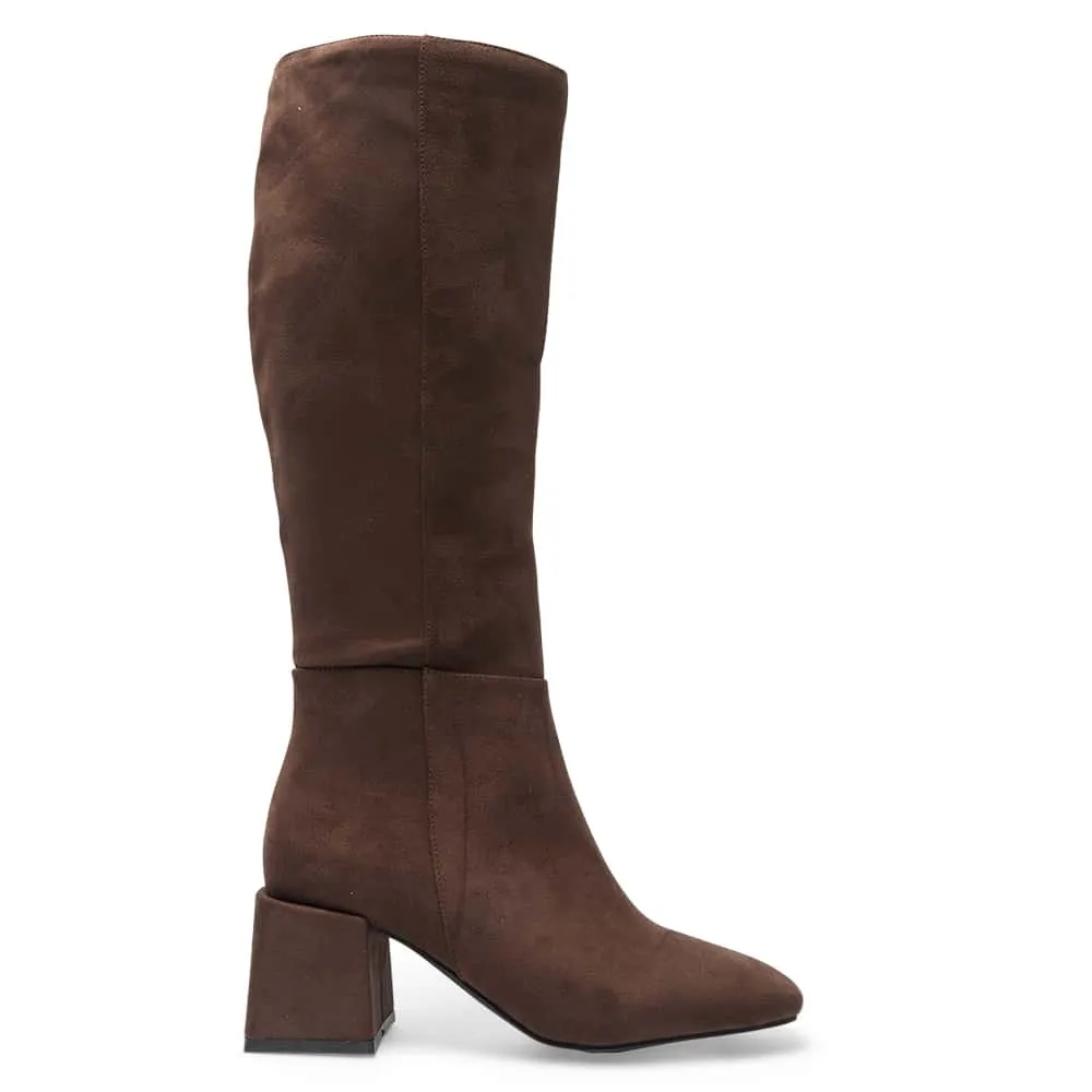 Tabby Boot in Chocolate Micro
