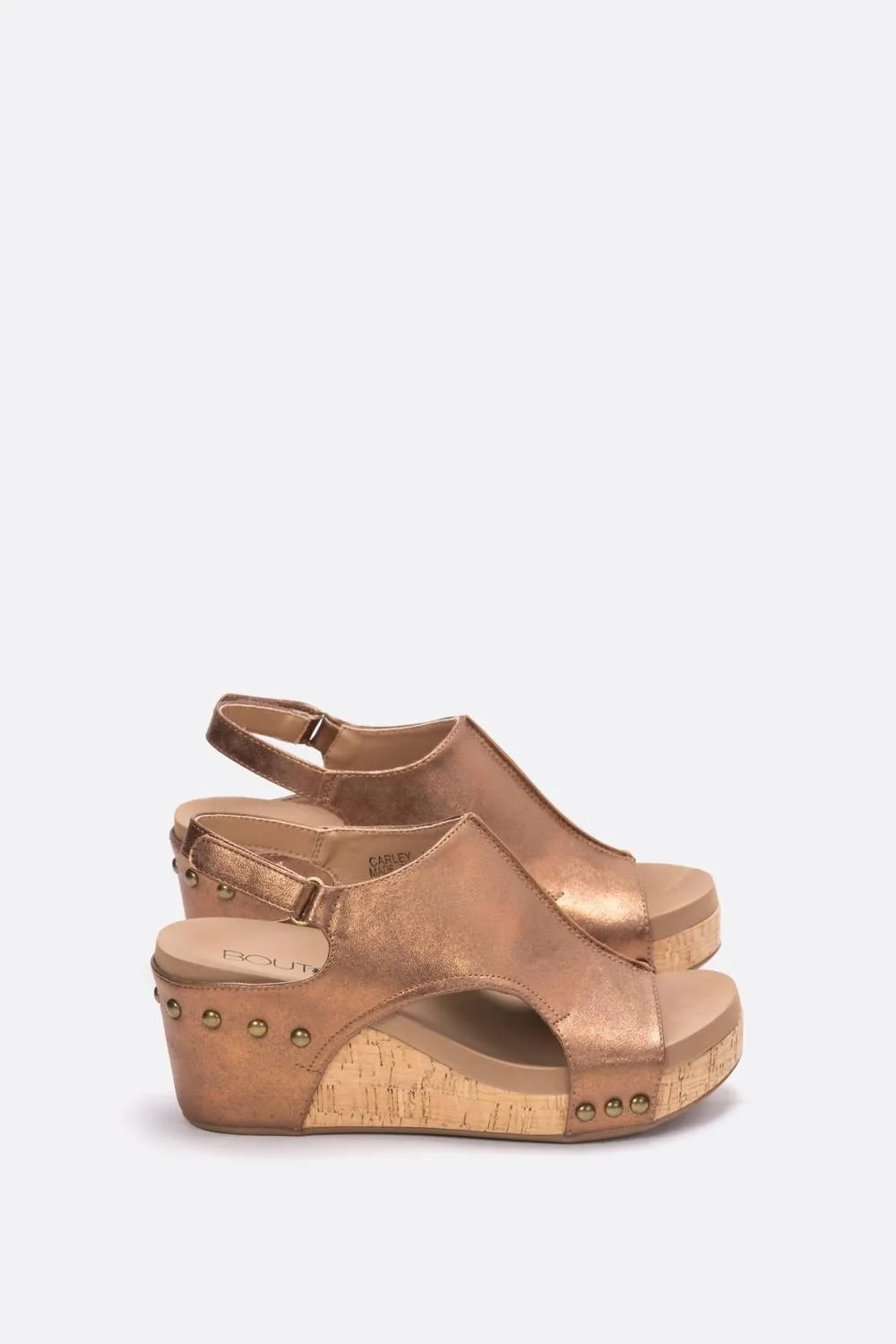The Carley Faux Leather Wedge Sandal In Antique Bronze
