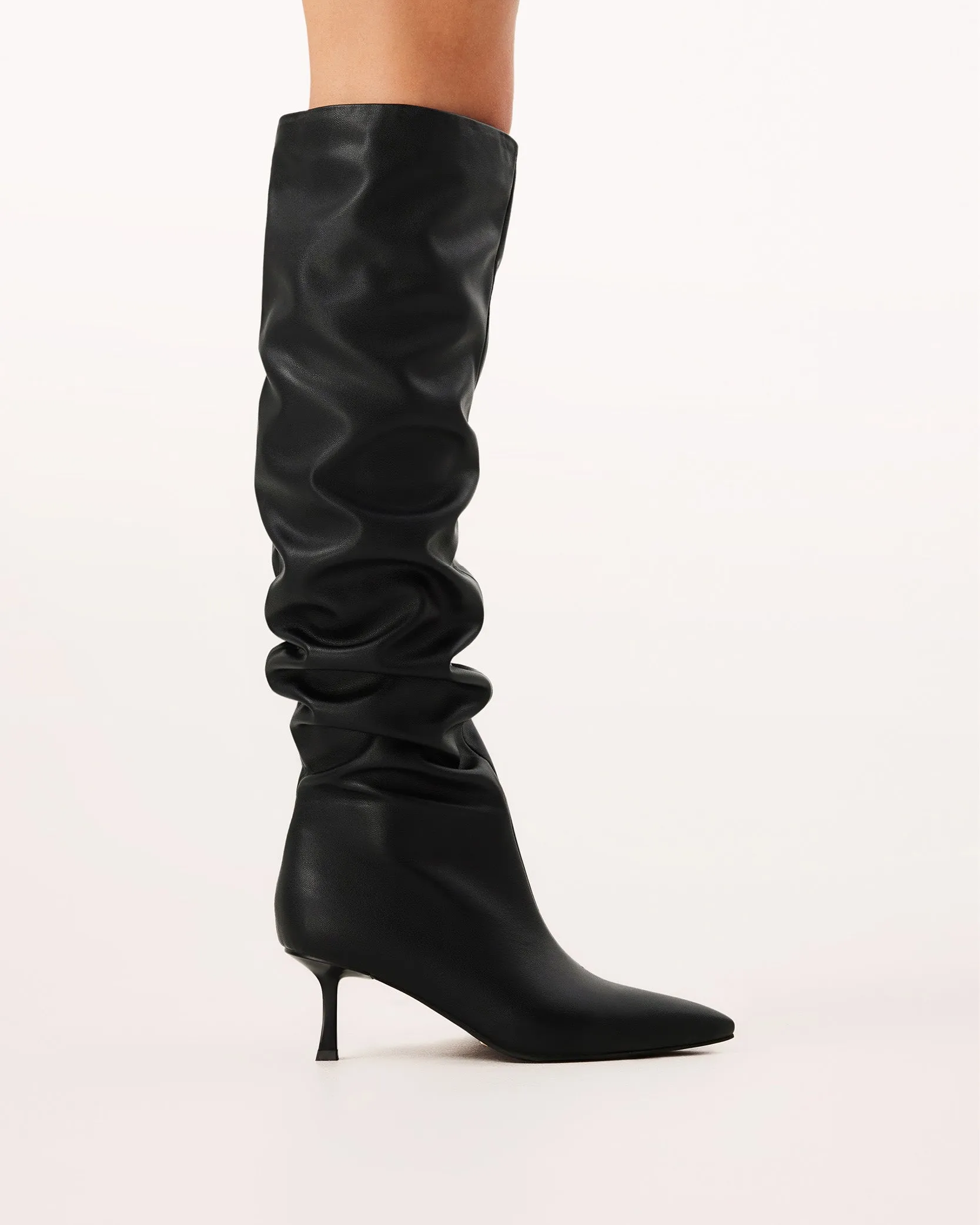 UNDINA - BLACK