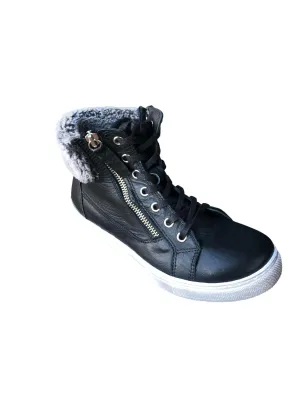 Women Trotski Boots In Black