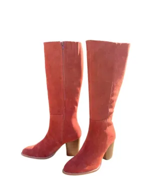 Women's Addison Knee High Boot In Brick Suede