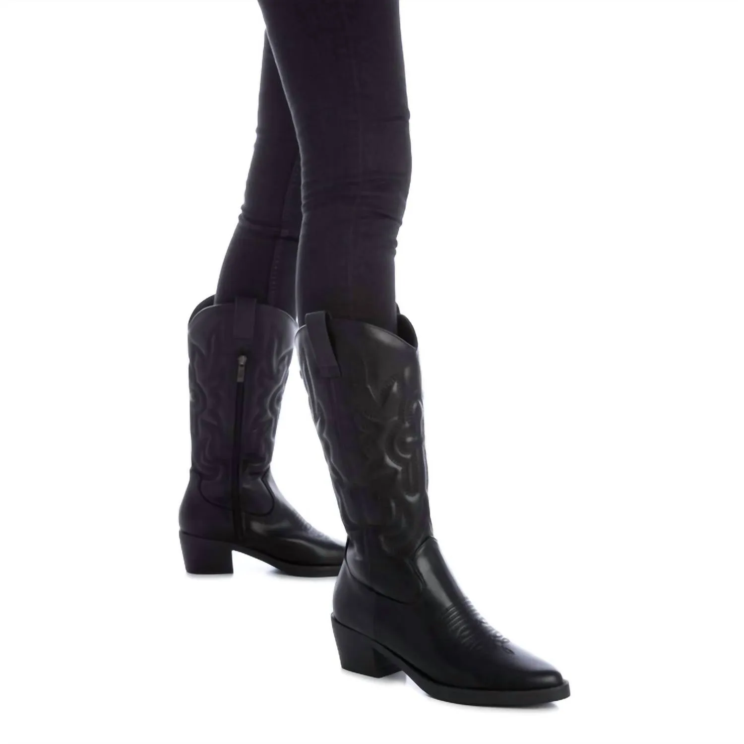 Women's Cowboy Boots In Black