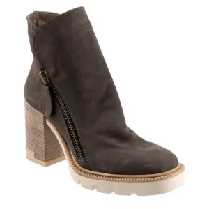 Women's Elliot Boot In Stone Nubuck