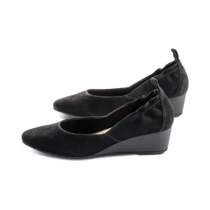 Women's Etta Suede Pump In Black