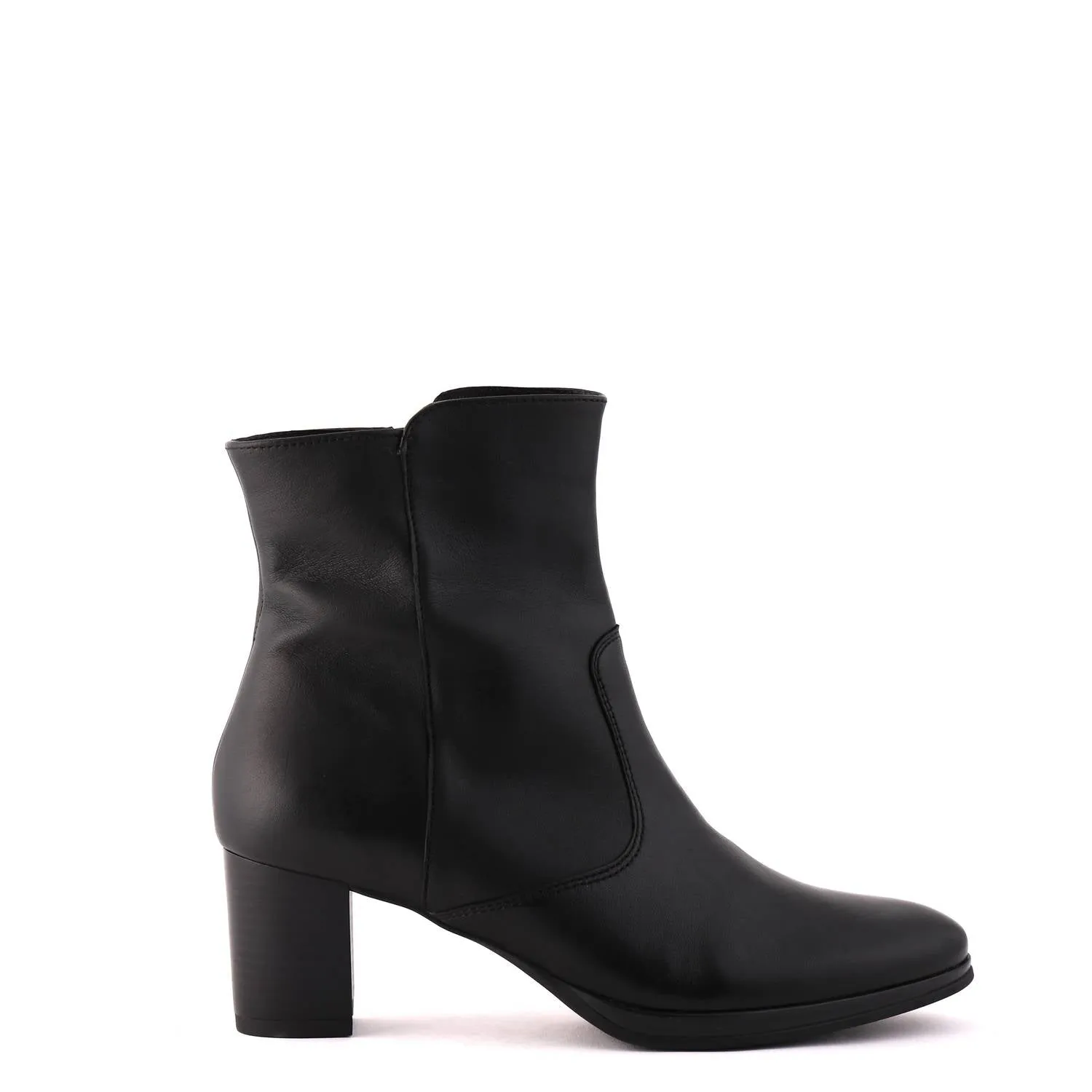 Women's Osmanthus Leather Boot In Black