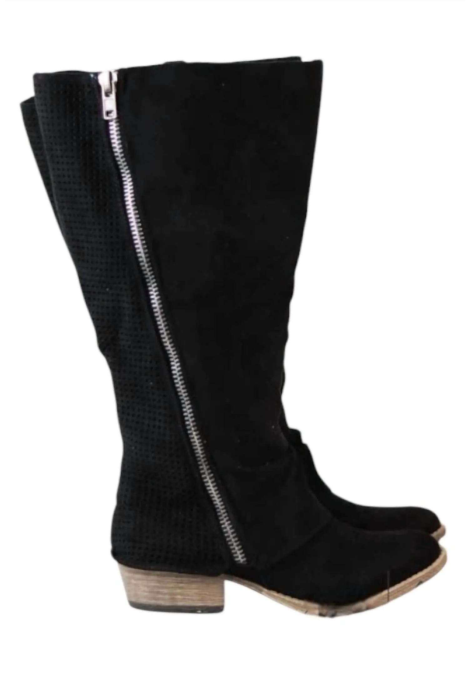 Women's Social Butterfly Wide Calf Boots In Black