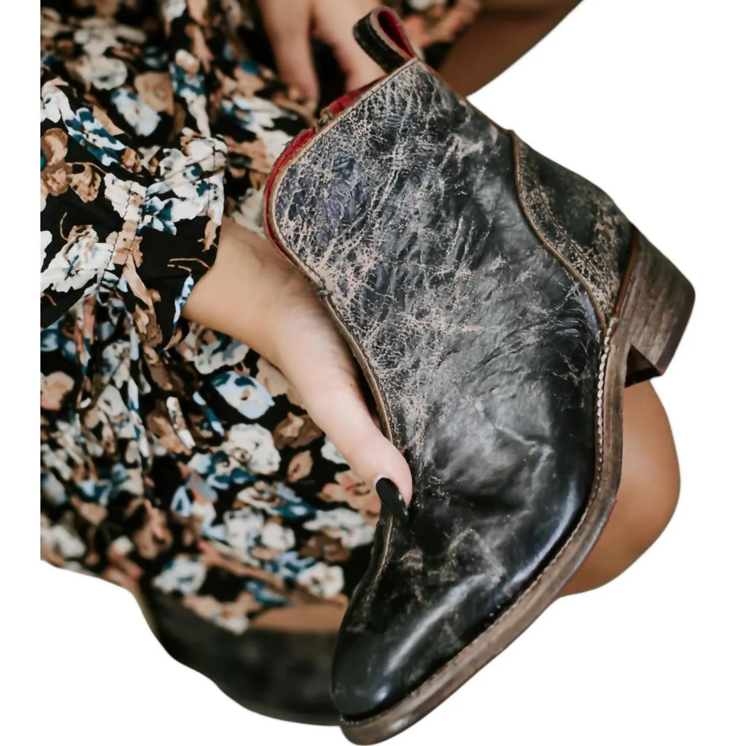 Women's Tabitha Boots In Black Lux