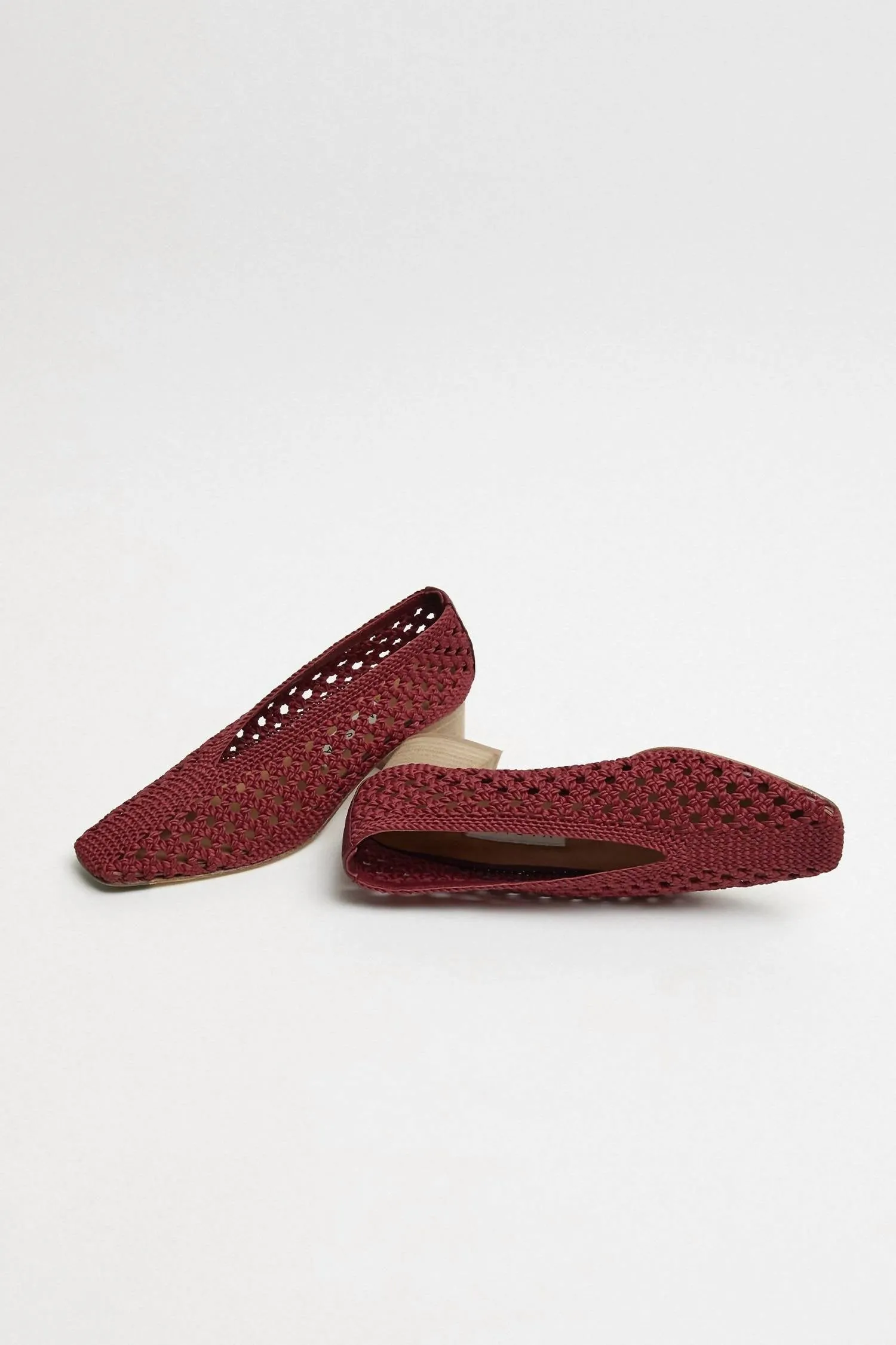 Women's Taissa Courts Heel In Burgundy