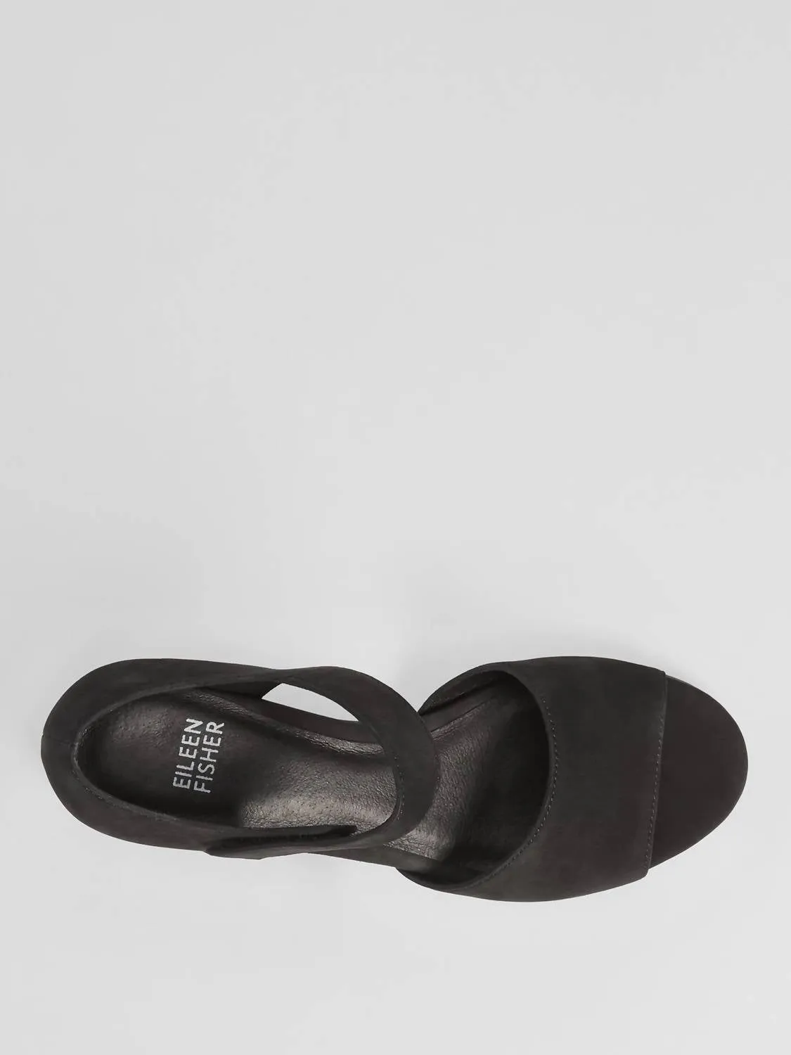 Women's Tumbled Nubuck Heels In Black